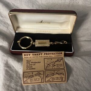 Anson Vintage Keychain